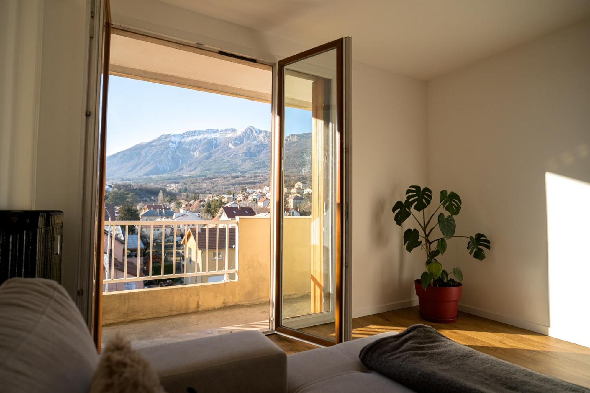 Vue Montagnes *